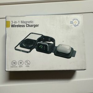 3-in-1 Magnetic Wireless Charger - white